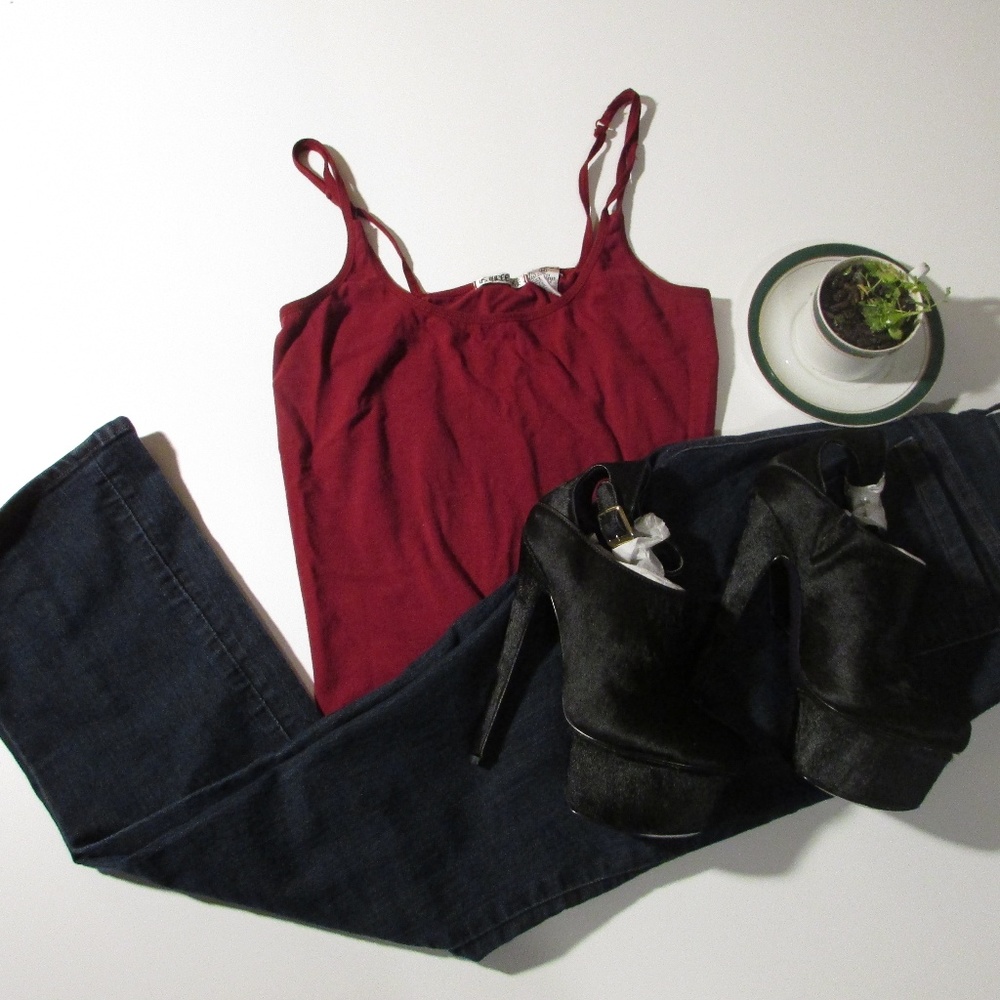 Womens Loft Dark wash jeans in size 2/26